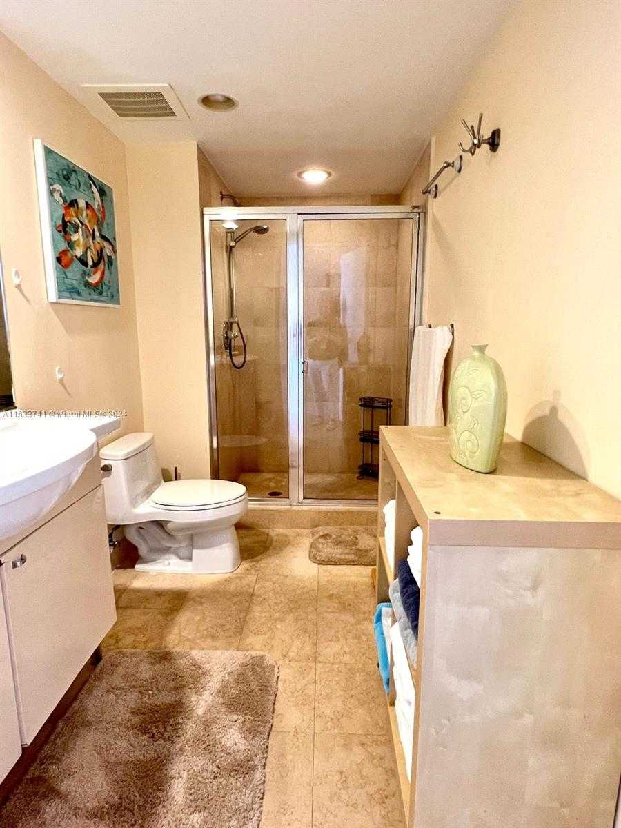 Small Image of 1830 SOUTH OCEAN DR #1812, Hallandale Beach Number 13