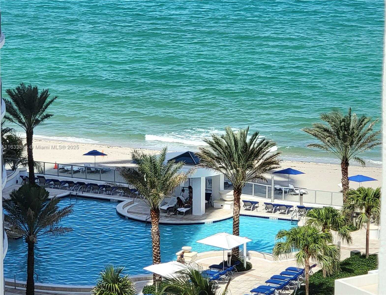 Small Image of 3505 SOUTH OCEAN DR #1105, Hollywood Number 2