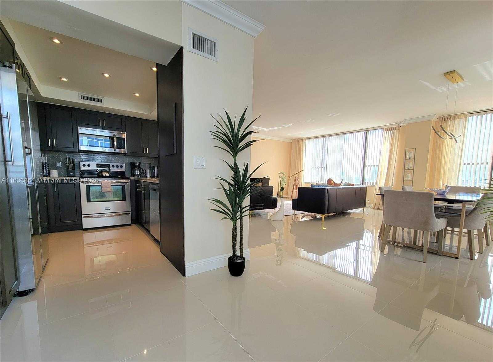 Small Image of 3505 SOUTH OCEAN DR #1105, Hollywood Number 7