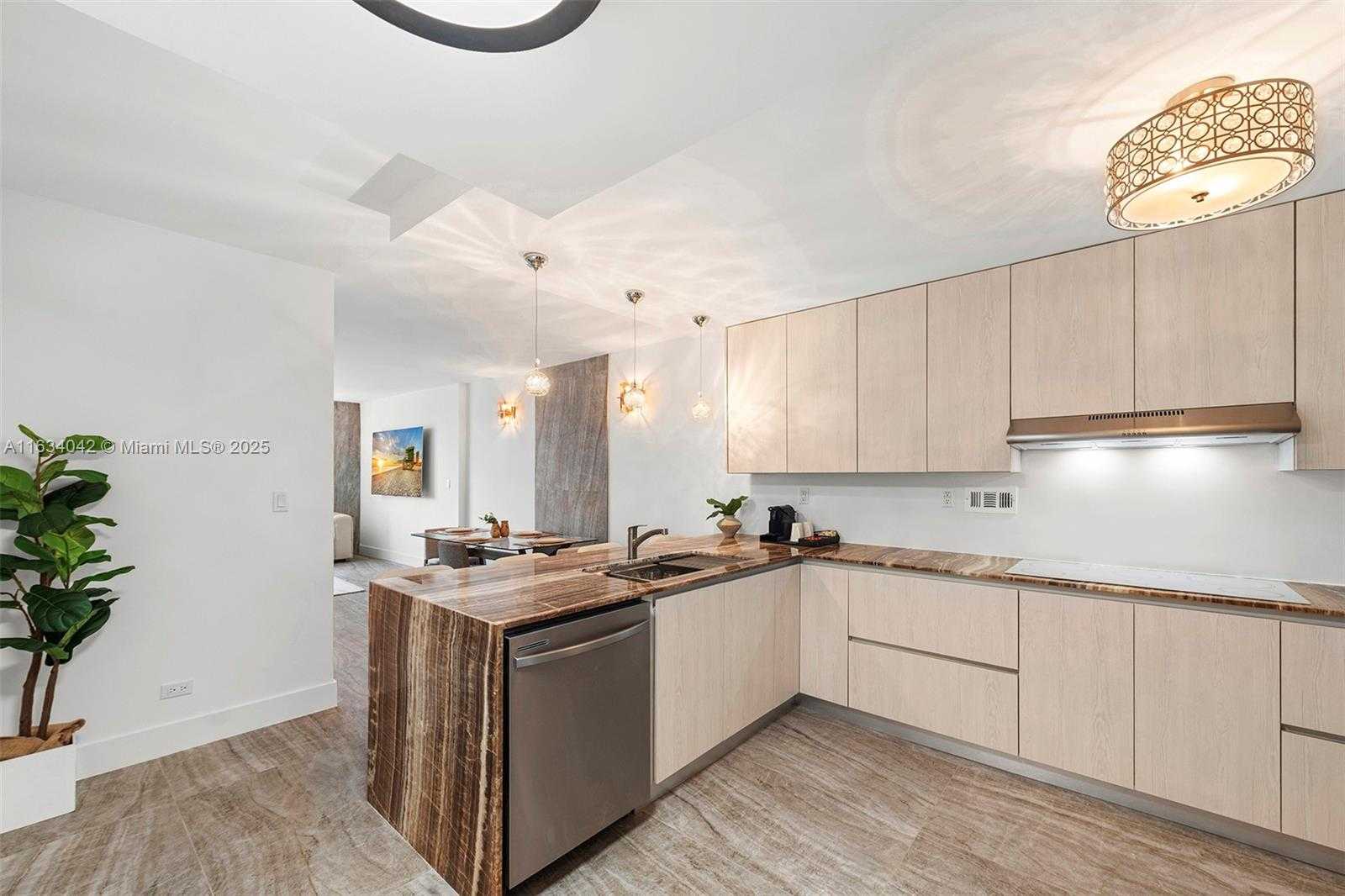 Small Image of 2301 COLLINS AVE #531, Miami Beach Number 10