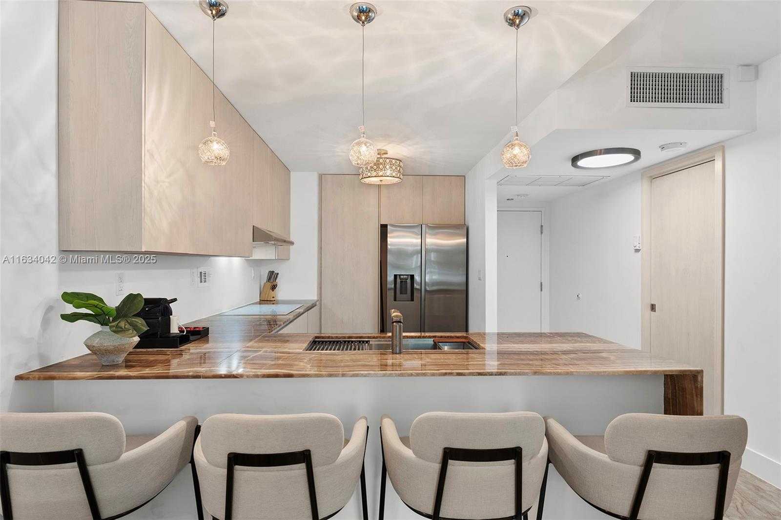 Small Image of 2301 COLLINS AVE #531, Miami Beach Number 9