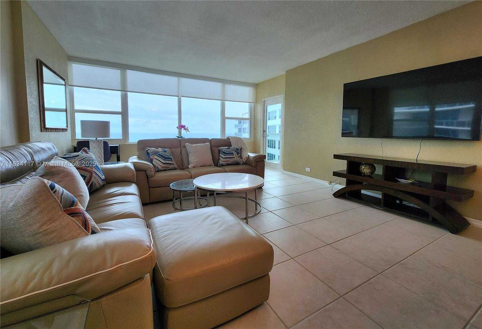 Small Image of 3505 SOUTH OCEAN DR #1406, Hollywood Number 4