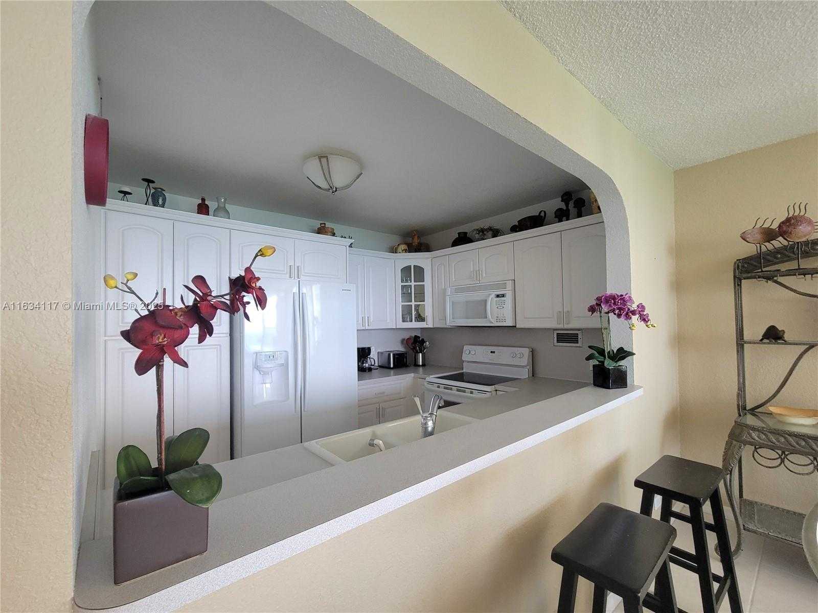 Small Image of 3505 SOUTH OCEAN DR #1406, Hollywood Number 7