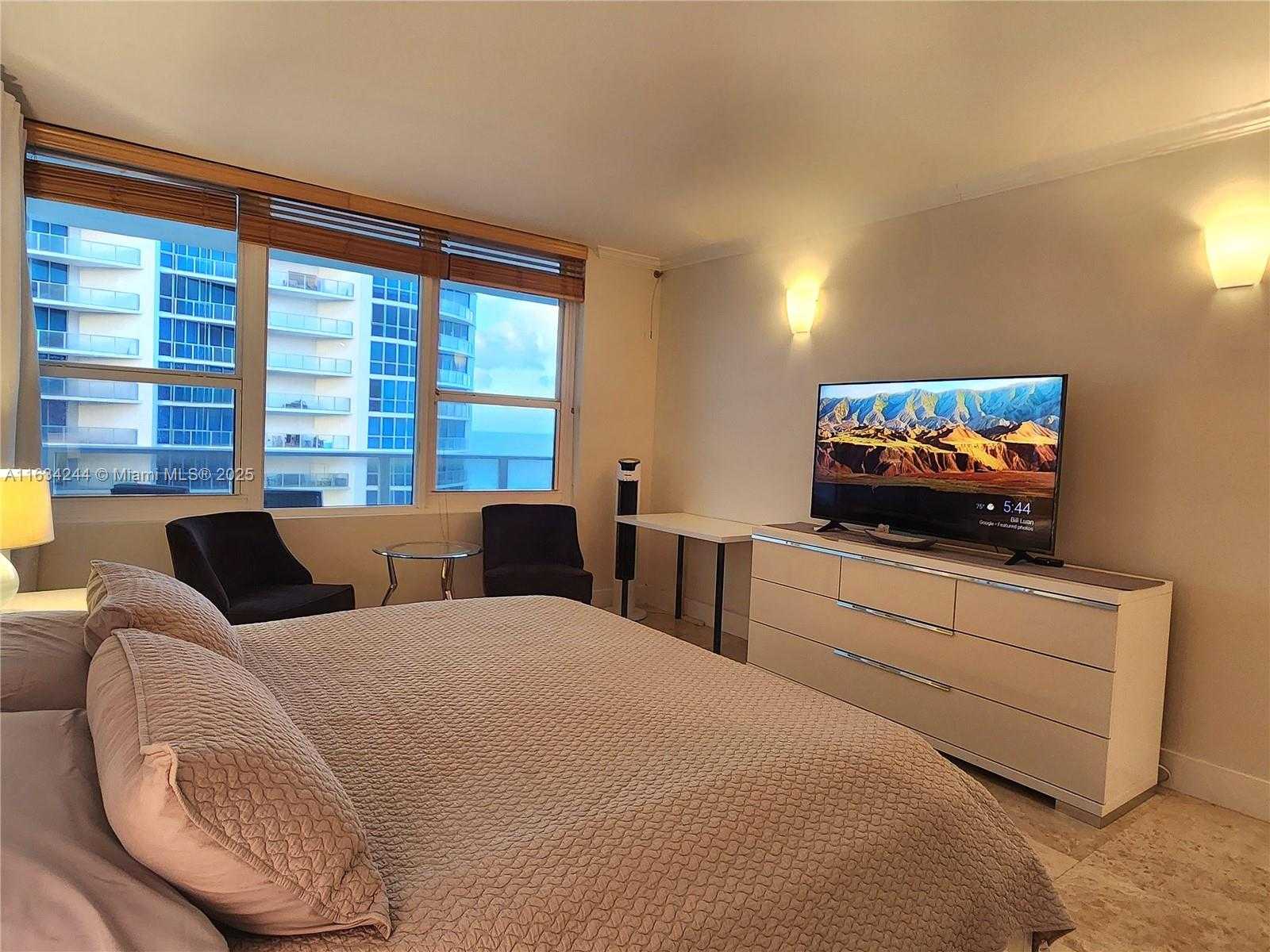 Small Image of 3505 SOUTH OCEAN DR #1409, Hollywood Number 16