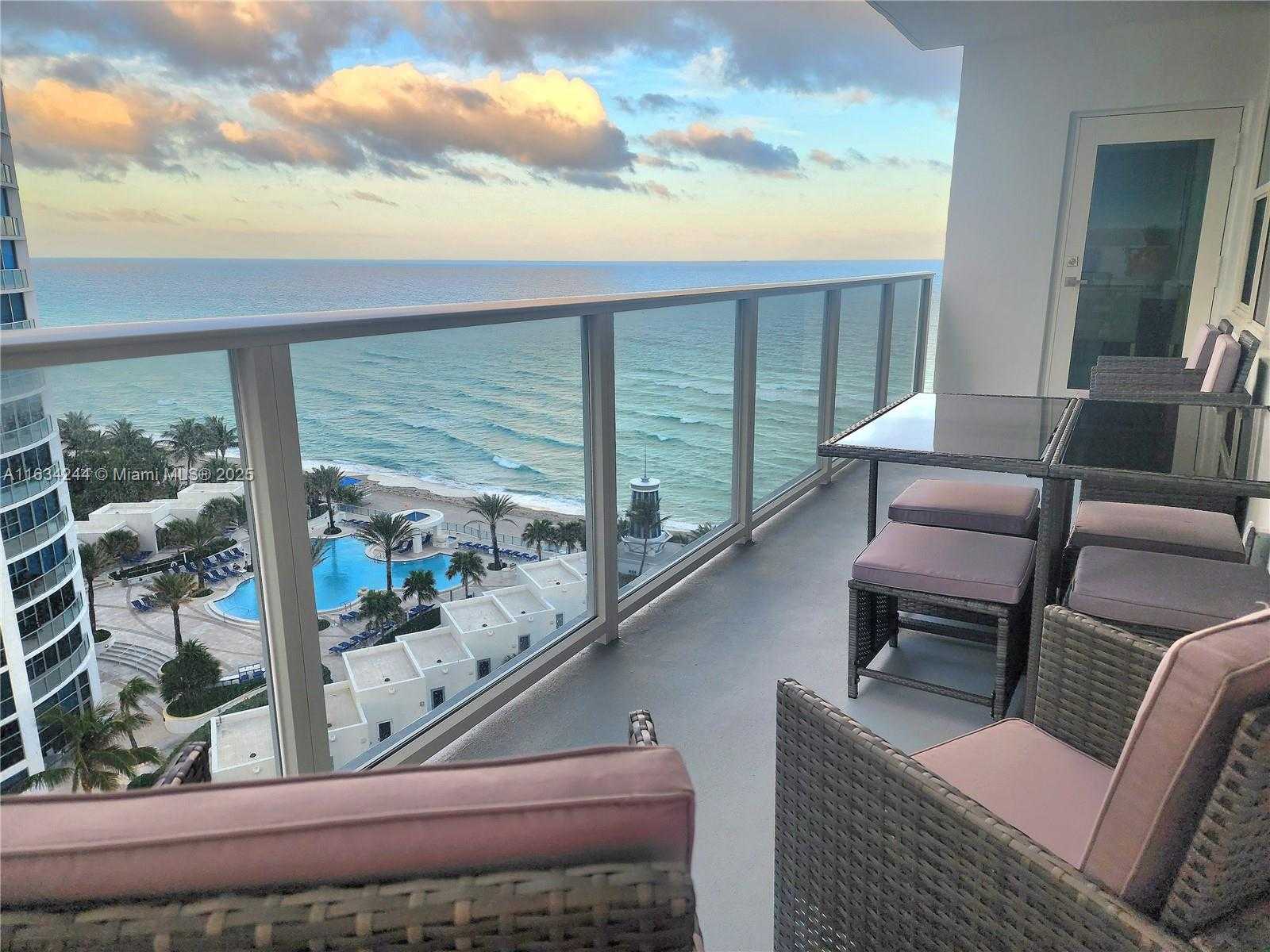 Small Image of 3505 SOUTH OCEAN DR #1409, Hollywood Number 2