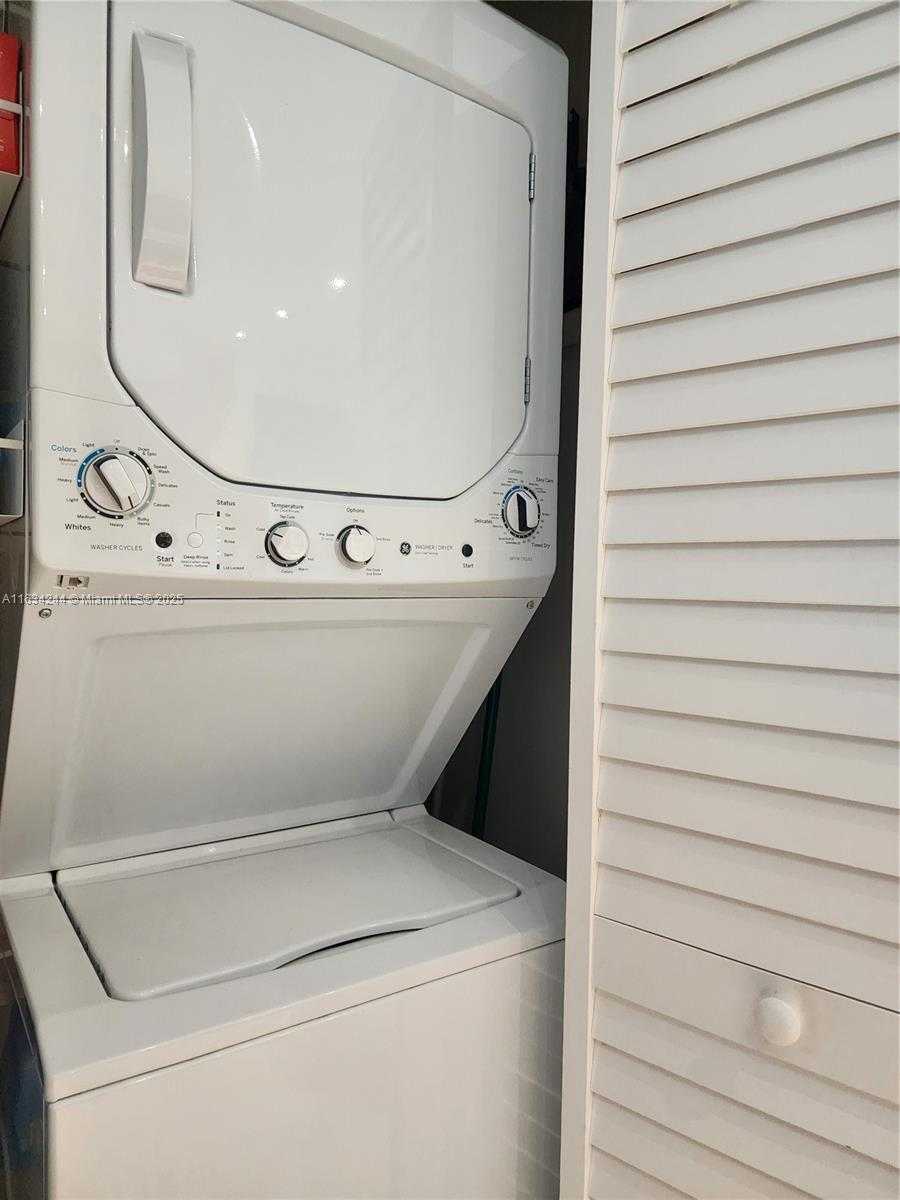 Small Image of 3505 SOUTH OCEAN DR #1409, Hollywood Number 24