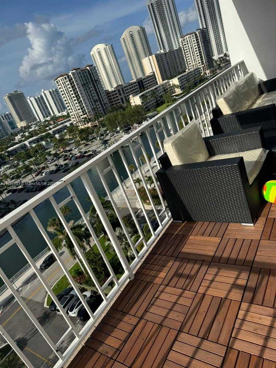 Small Image of 500 BAYVIEW DR #1021, Sunny Isles Beach Number 28