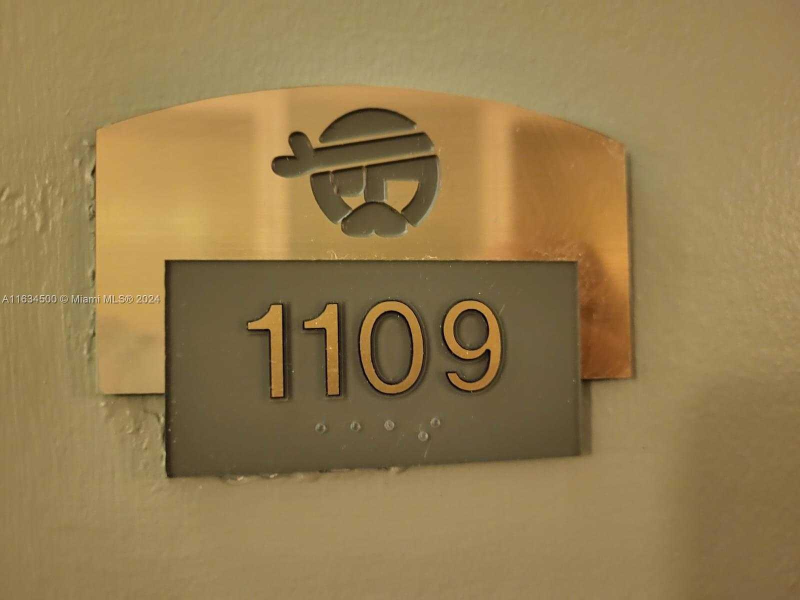 Small Image of 2951 SOUTH BAYSHORE DR #1109, Miami Number 33