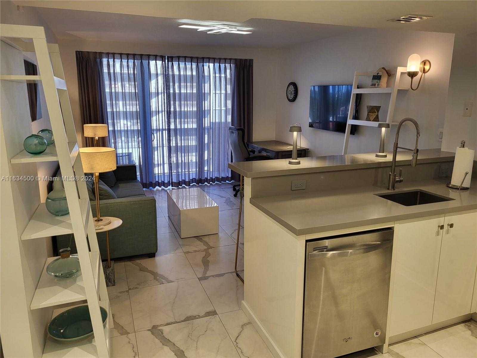Small Image of 2951 SOUTH BAYSHORE DR #1109, Miami Number 38