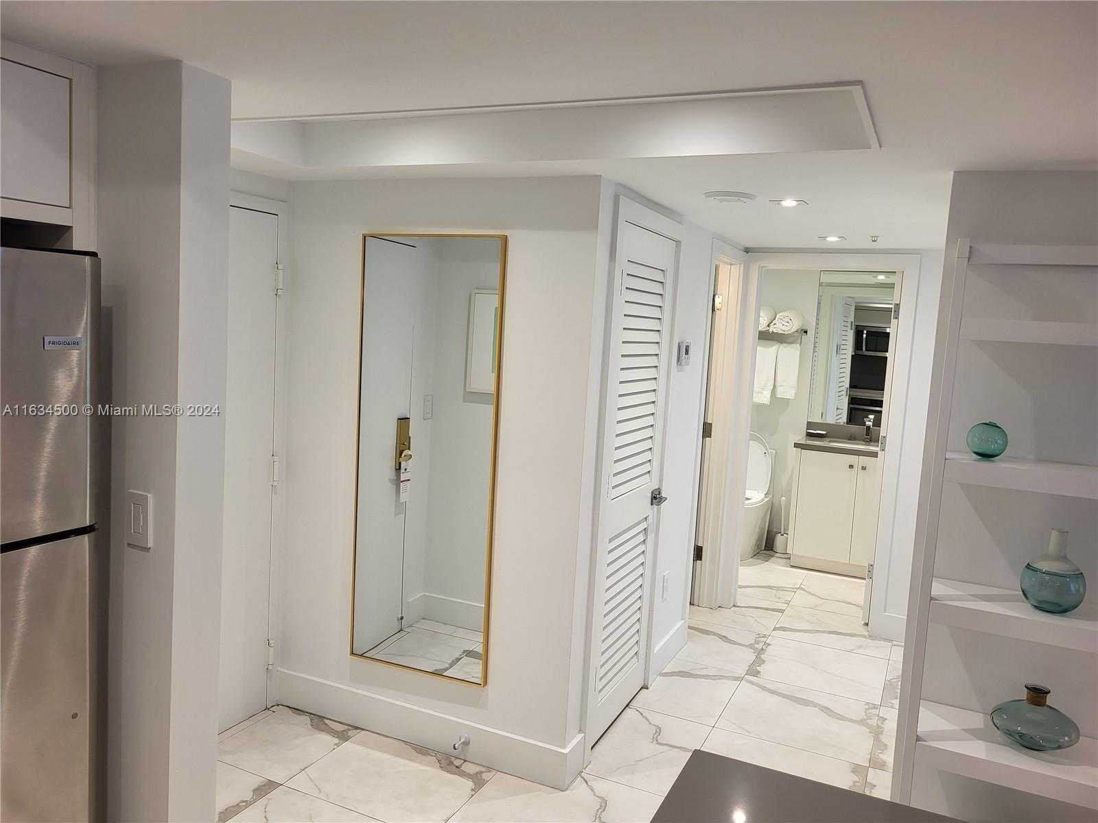 Small Image of 2951 SOUTH BAYSHORE DR #1109, Miami Number 39