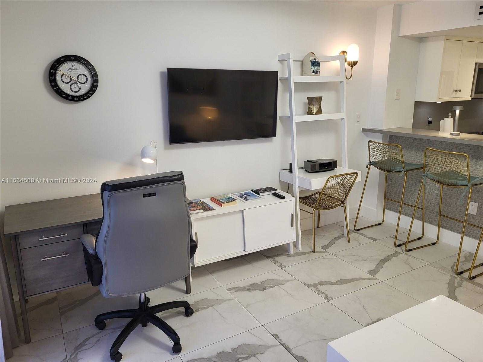 Small Image of 2951 SOUTH BAYSHORE DR #1109, Miami Number 40