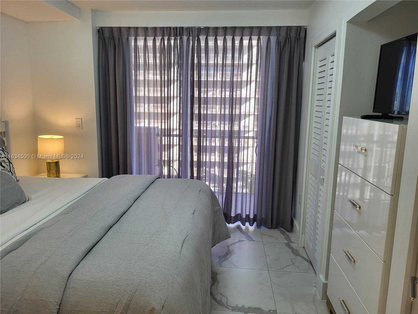 Small Image of 2951 SOUTH BAYSHORE DR #1109, Miami Number 9