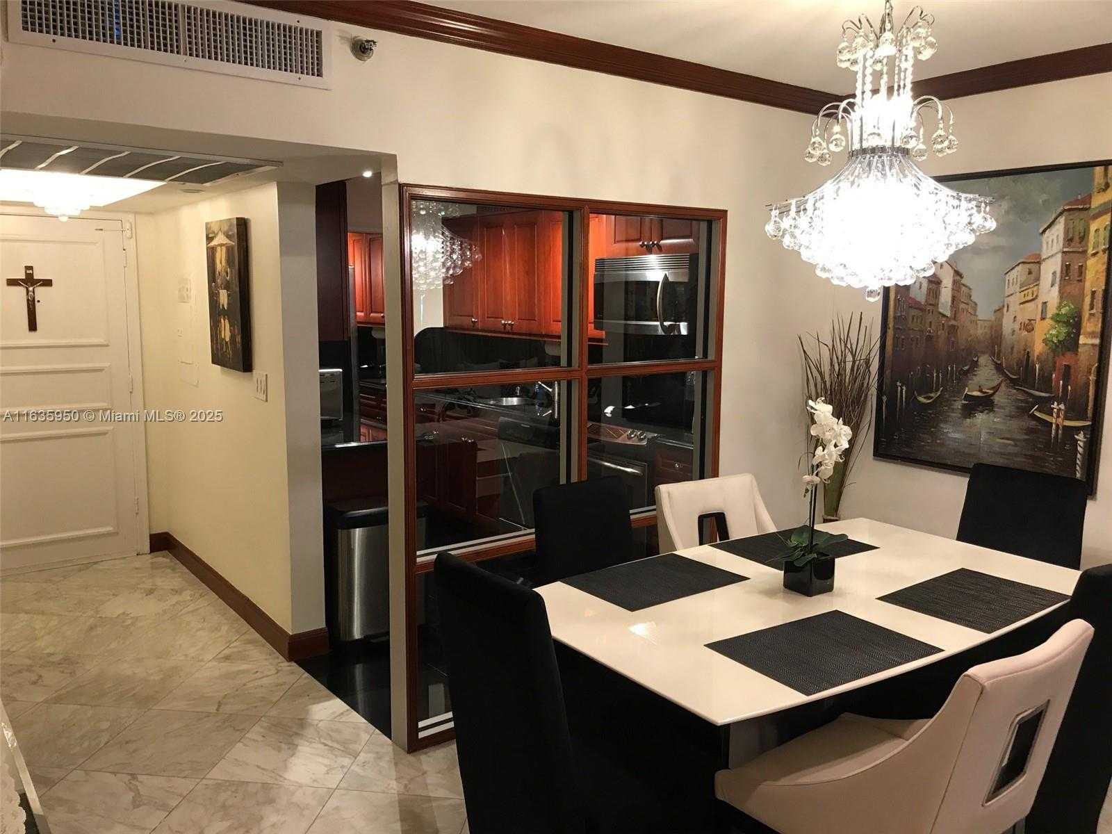 Small Image of 100 LINCOLN RD #1633, Miami Beach Number 11