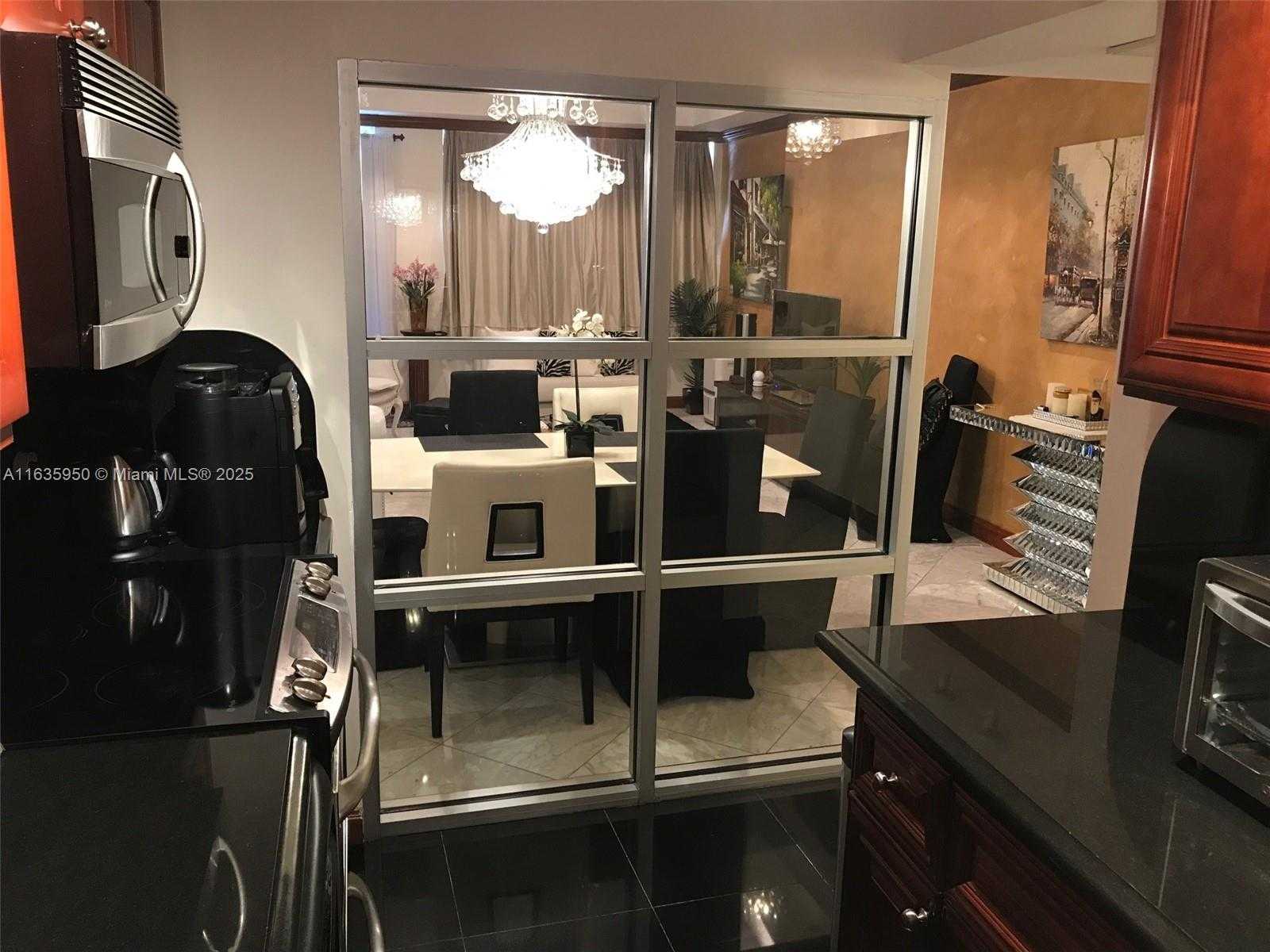 Small Image of 100 LINCOLN RD #1633, Miami Beach Number 14