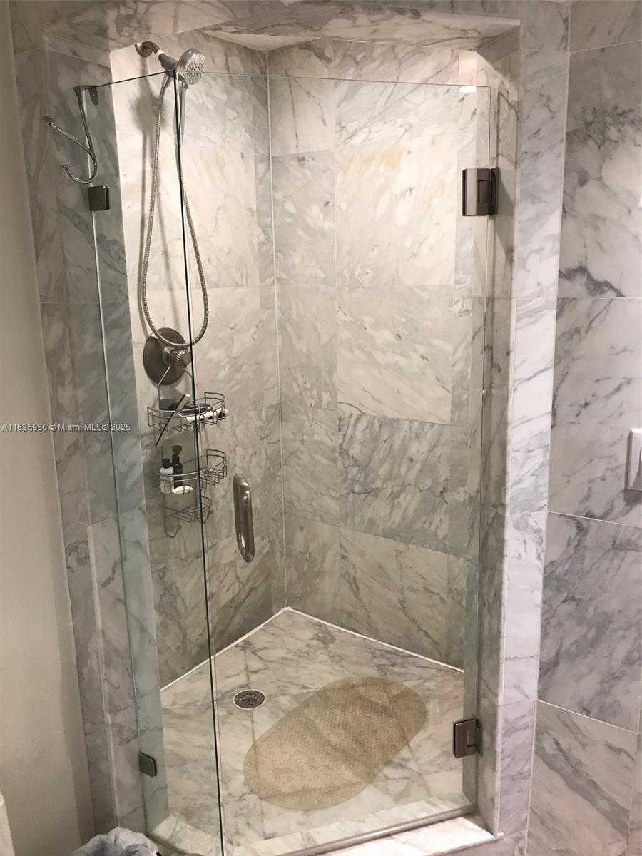 Small Image of 100 LINCOLN RD #1633, Miami Beach Number 28