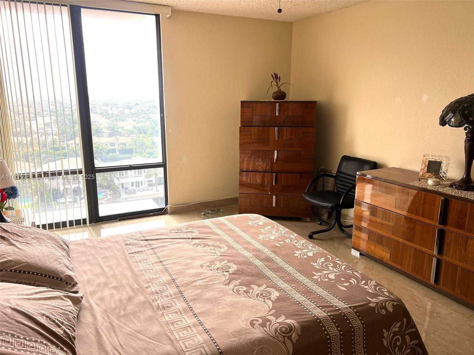 Small Image of 1600 SOUTH OCEAN DR #12C, Hollywood Number 18