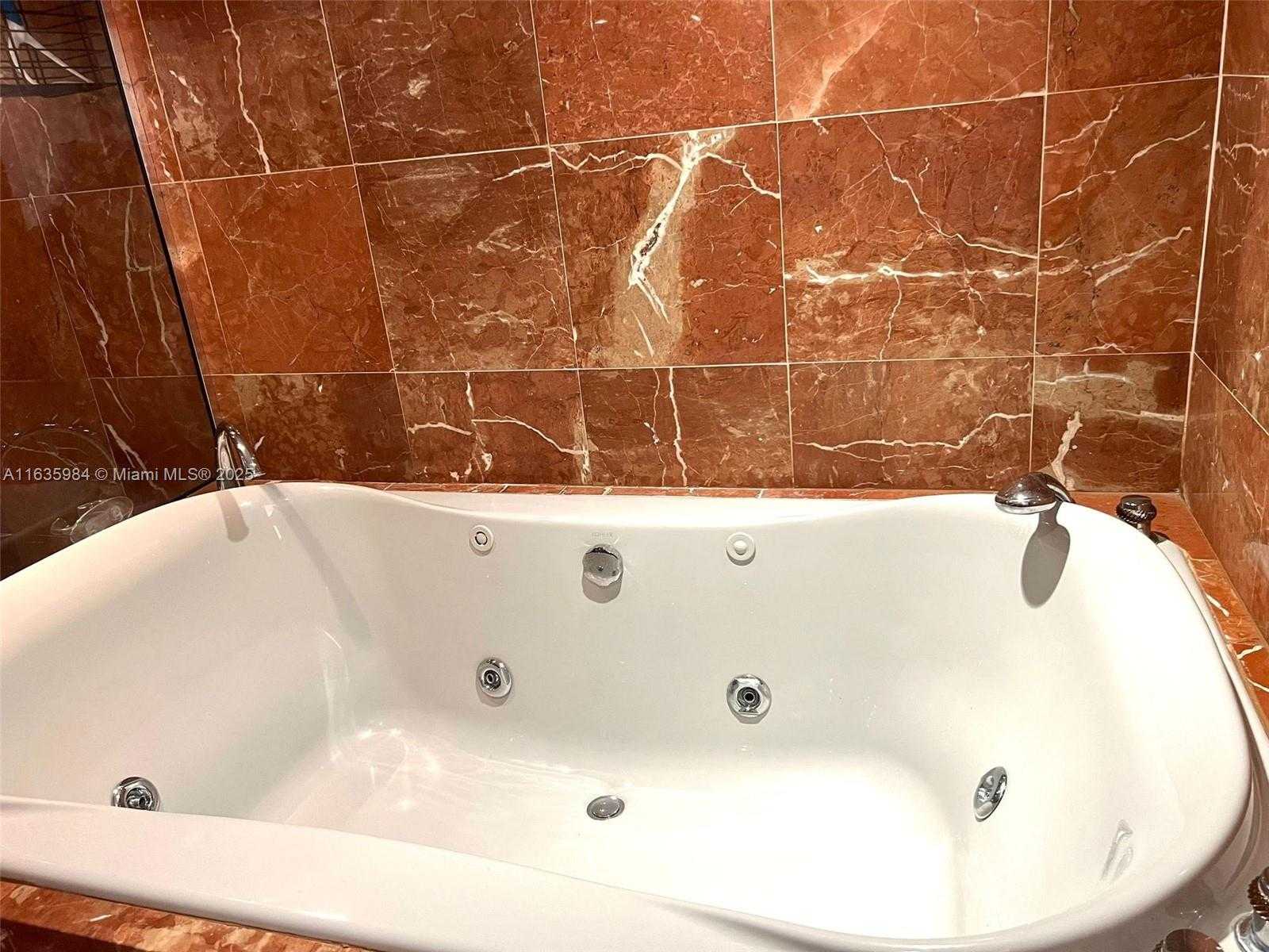 Small Image of 1600 SOUTH OCEAN DR #12C, Hollywood Number 21
