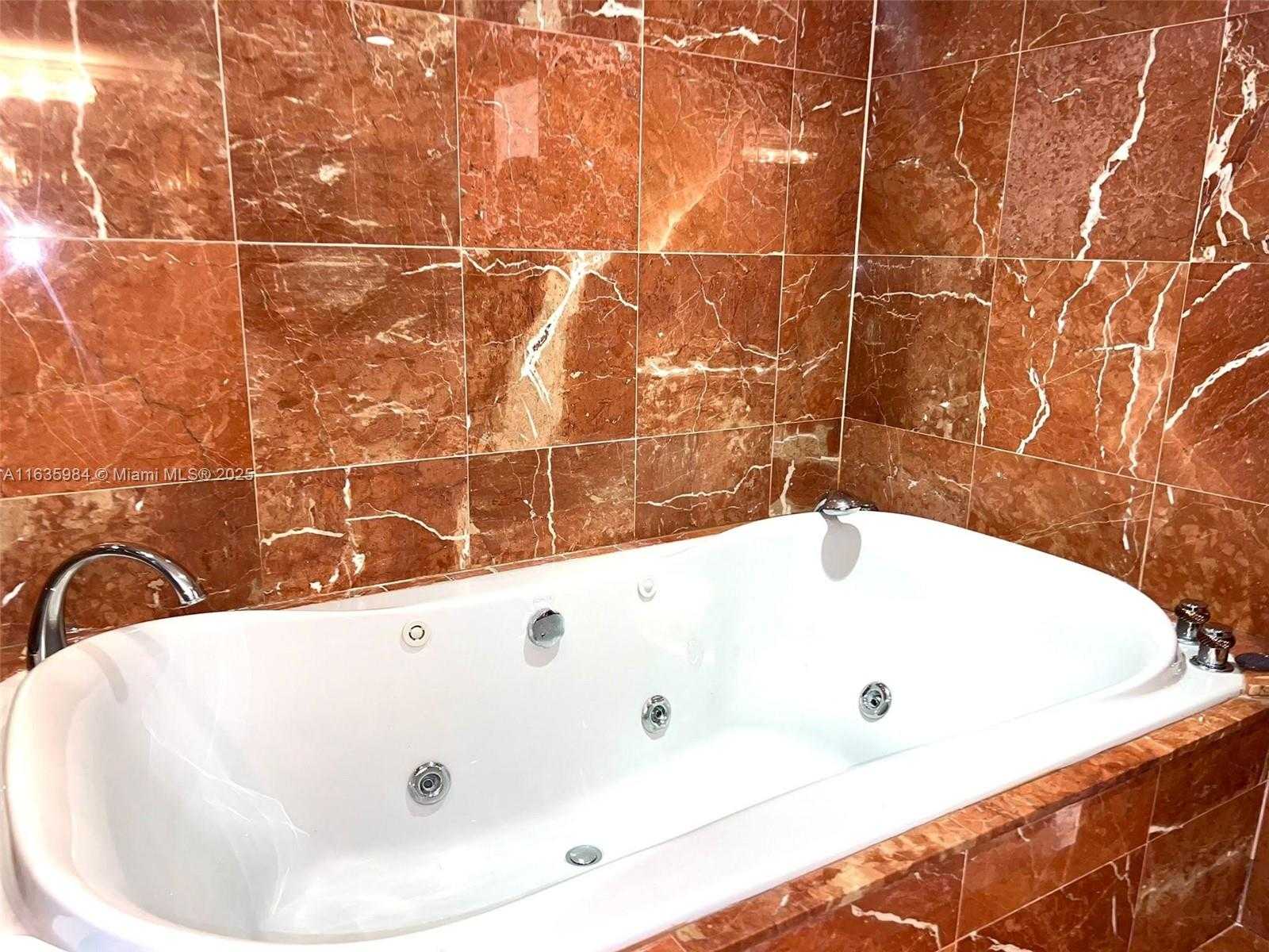 Small Image of 1600 SOUTH OCEAN DR #12C, Hollywood Number 22