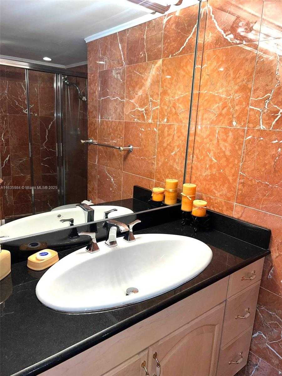 Small Image of 1600 SOUTH OCEAN DR #12C, Hollywood Number 23