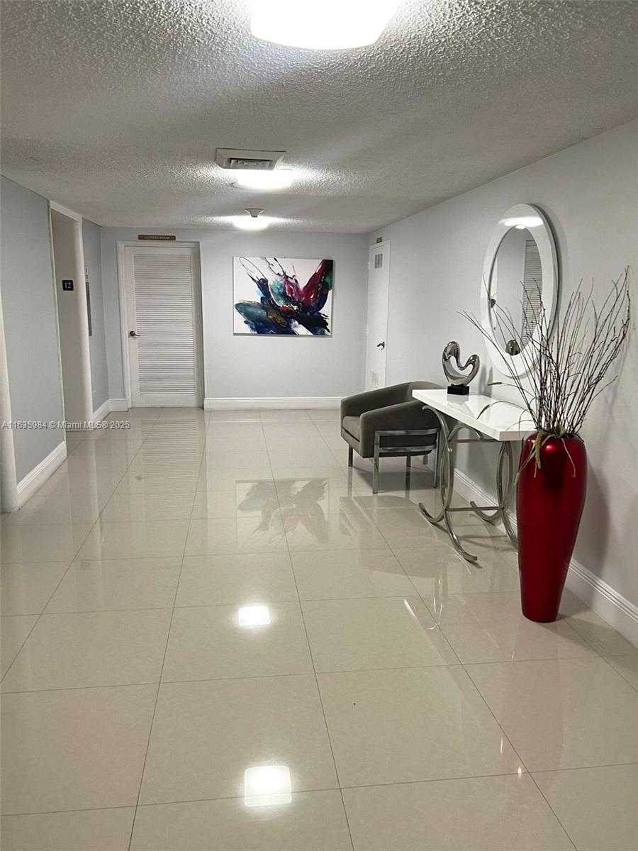 Small Image of 1600 SOUTH OCEAN DR #12C, Hollywood Number 29