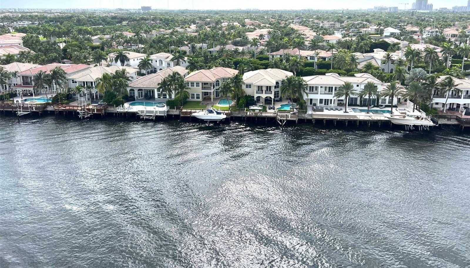 Small Image of 1600 SOUTH OCEAN DR #12C, Hollywood Number 3