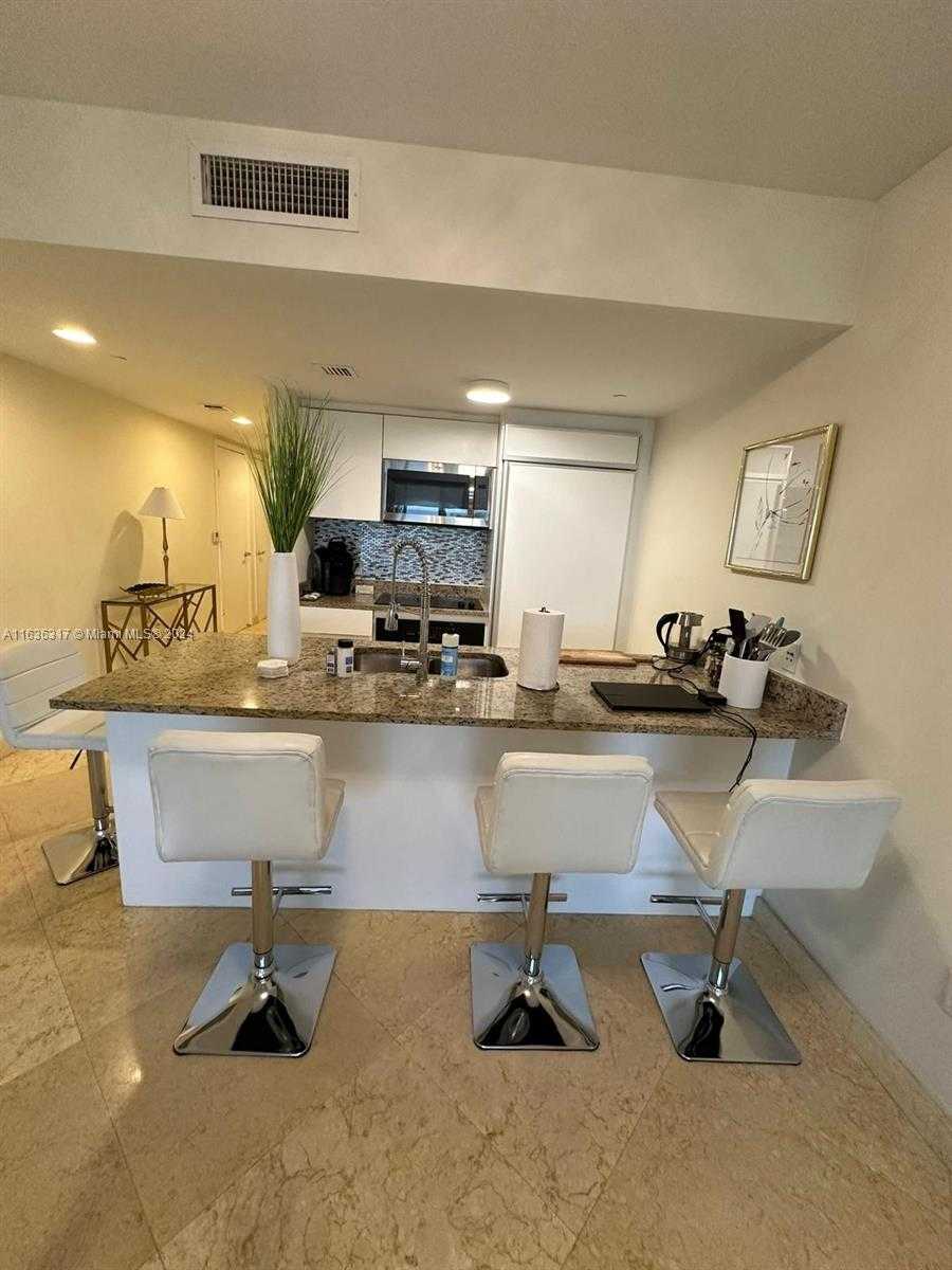 Small Image of 1800 SOUTH OCEAN DR #1606, Hallandale Beach Number 14