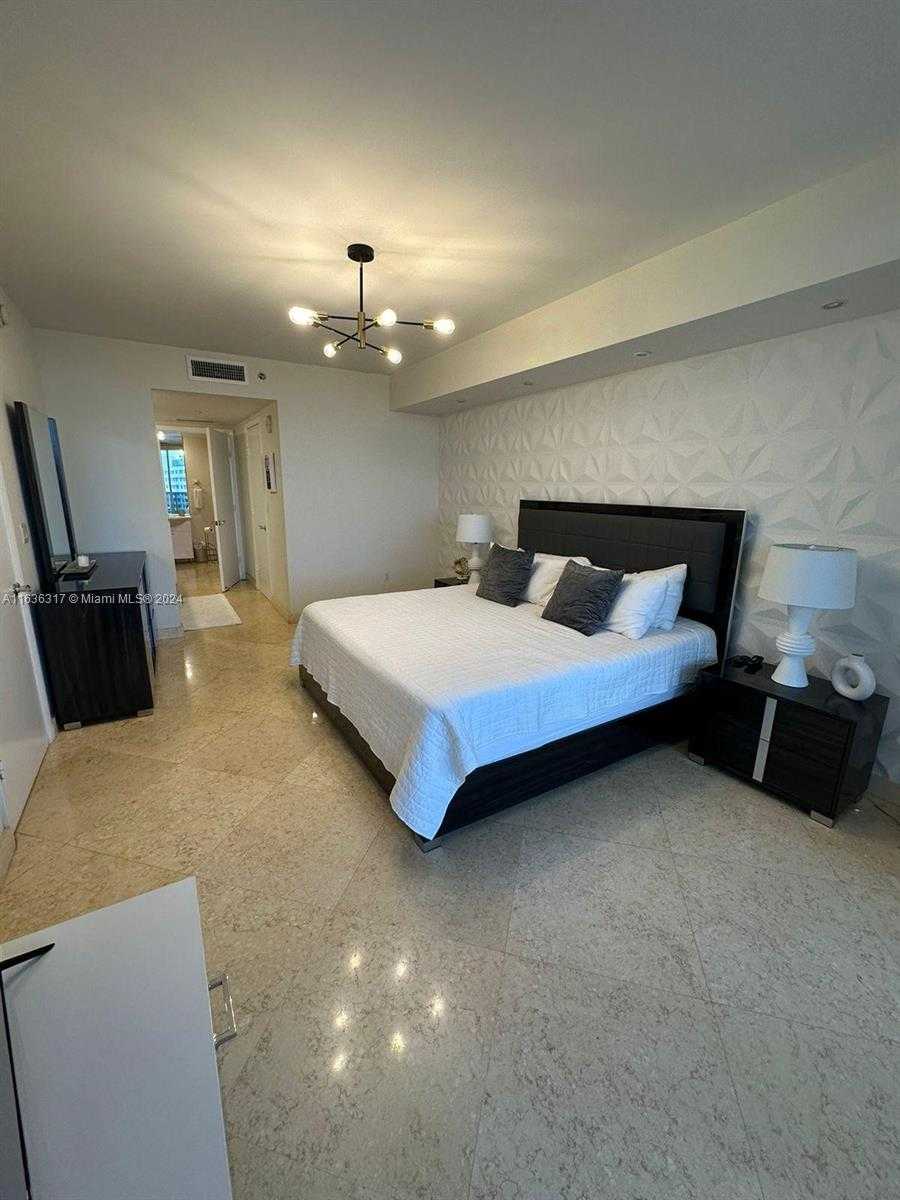 Small Image of 1800 SOUTH OCEAN DR #1606, Hallandale Beach Number 20