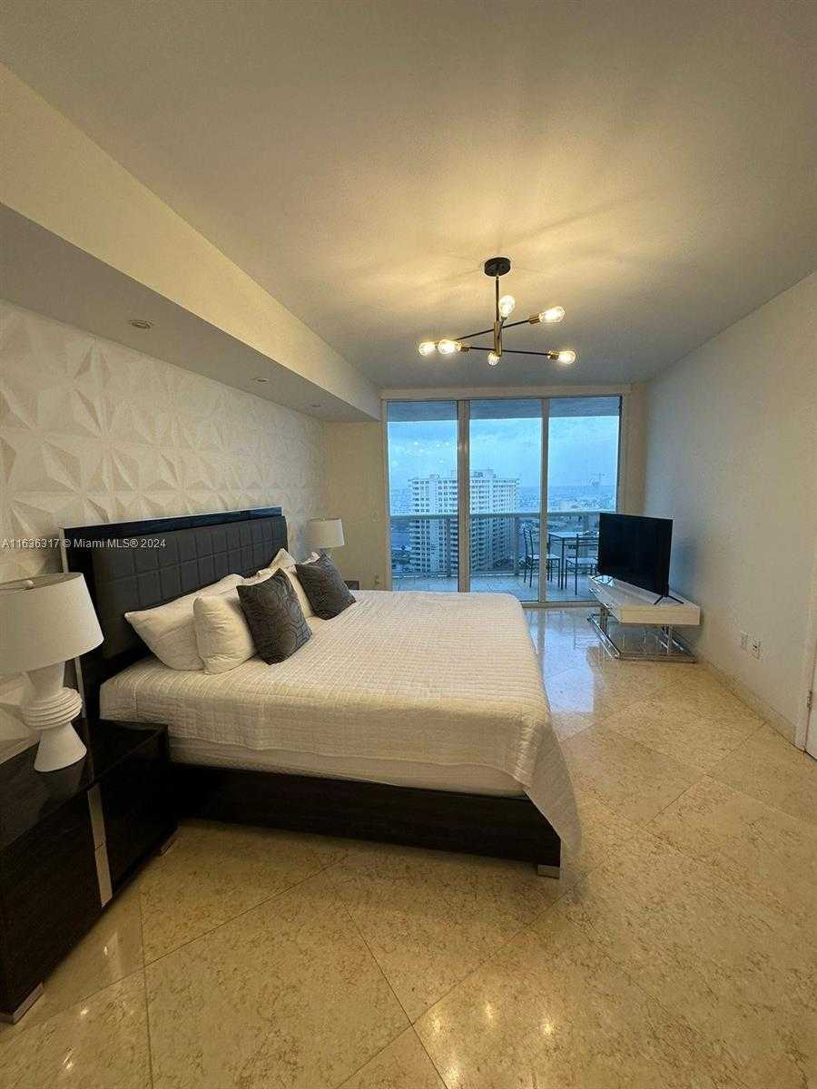 Small Image of 1800 SOUTH OCEAN DR #1606, Hallandale Beach Number 23