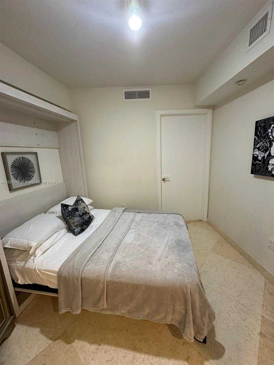 Small Image of 1800 SOUTH OCEAN DR #1606, Hallandale Beach Number 29