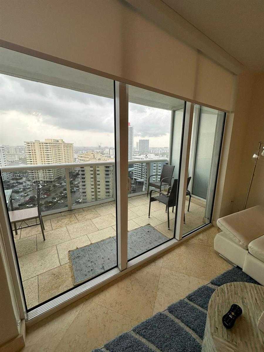 Small Image of 1800 SOUTH OCEAN DR #1606, Hallandale Beach Number 9