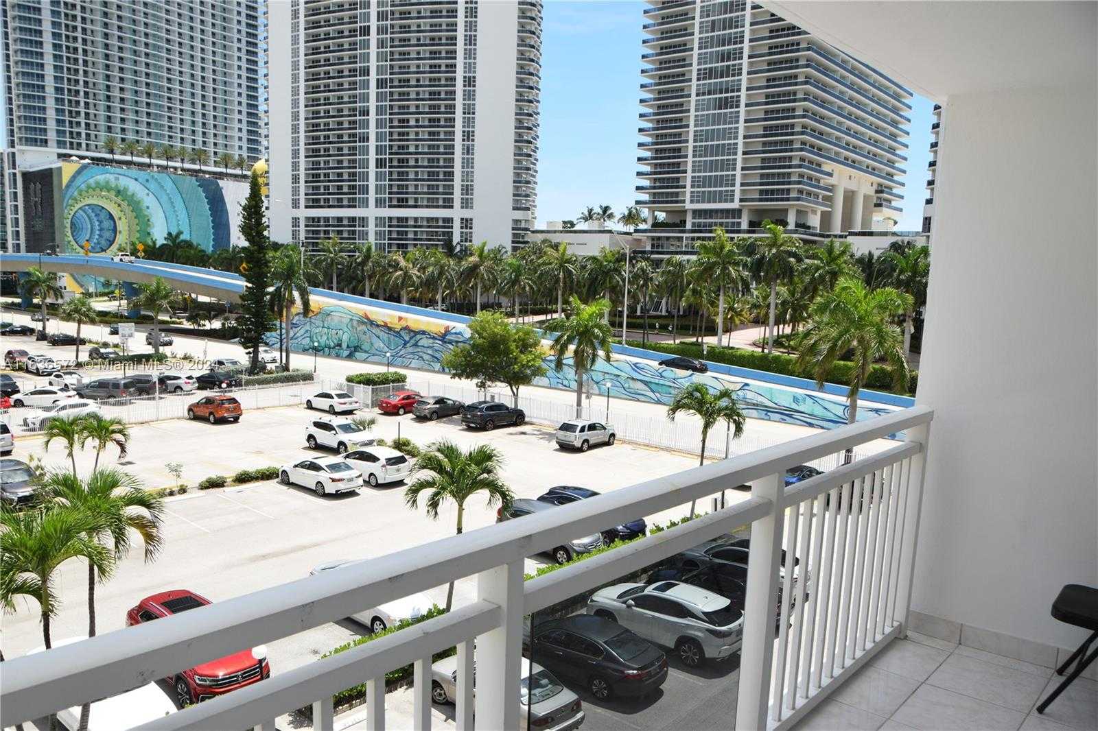 Small Image of 1849 SOUTH OCEAN DR #409, Hallandale Beach Number 10