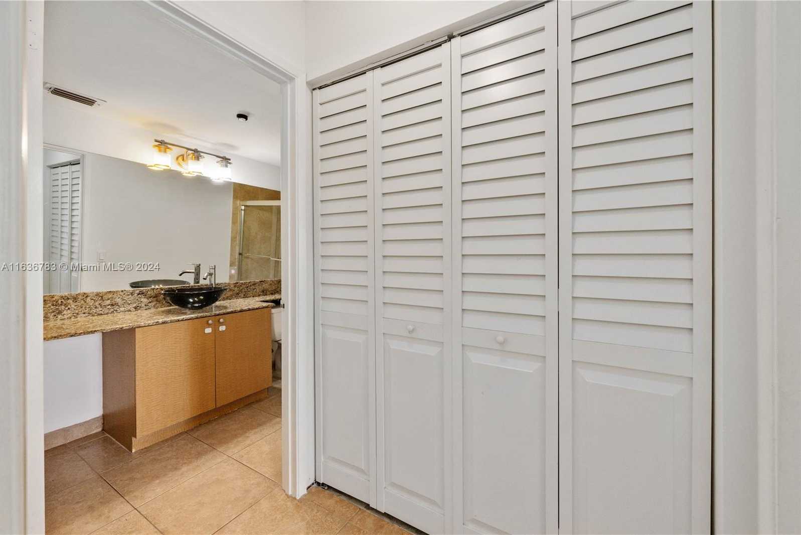 Small Image of 19501 EAST COUNTRY CLUB DR #9508, Aventura Number 12