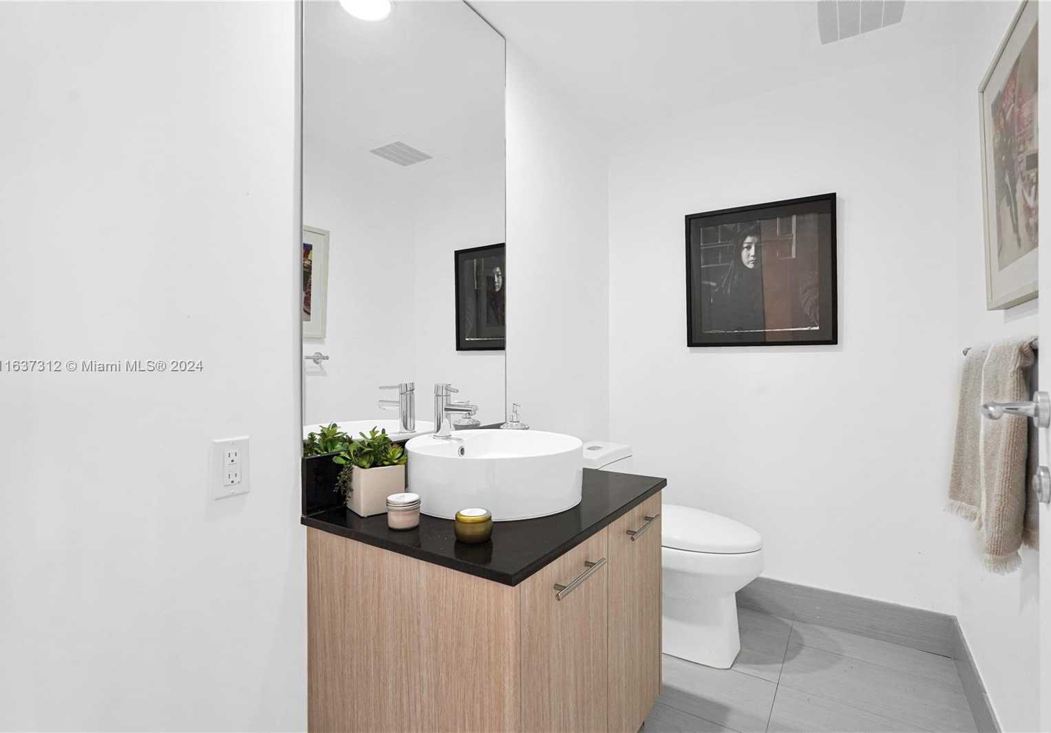 Small Image of 3951 SOUTH OCEAN DR #1901, Hollywood Number 15