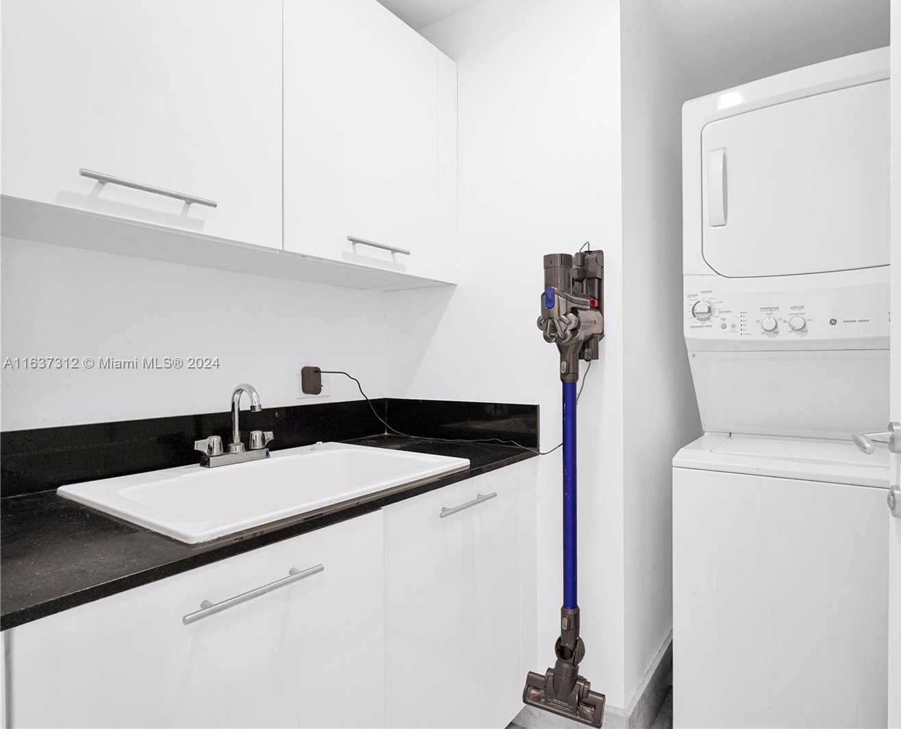 Small Image of 3951 SOUTH OCEAN DR #1901, Hollywood Number 16