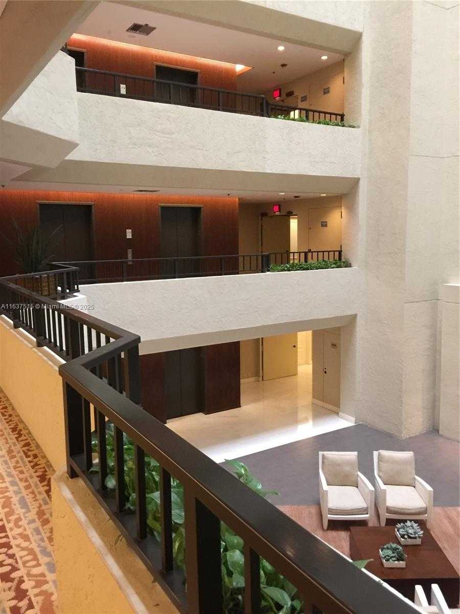 Small Image of 201 CRANDON BLVD #207, Key Biscayne Number 11