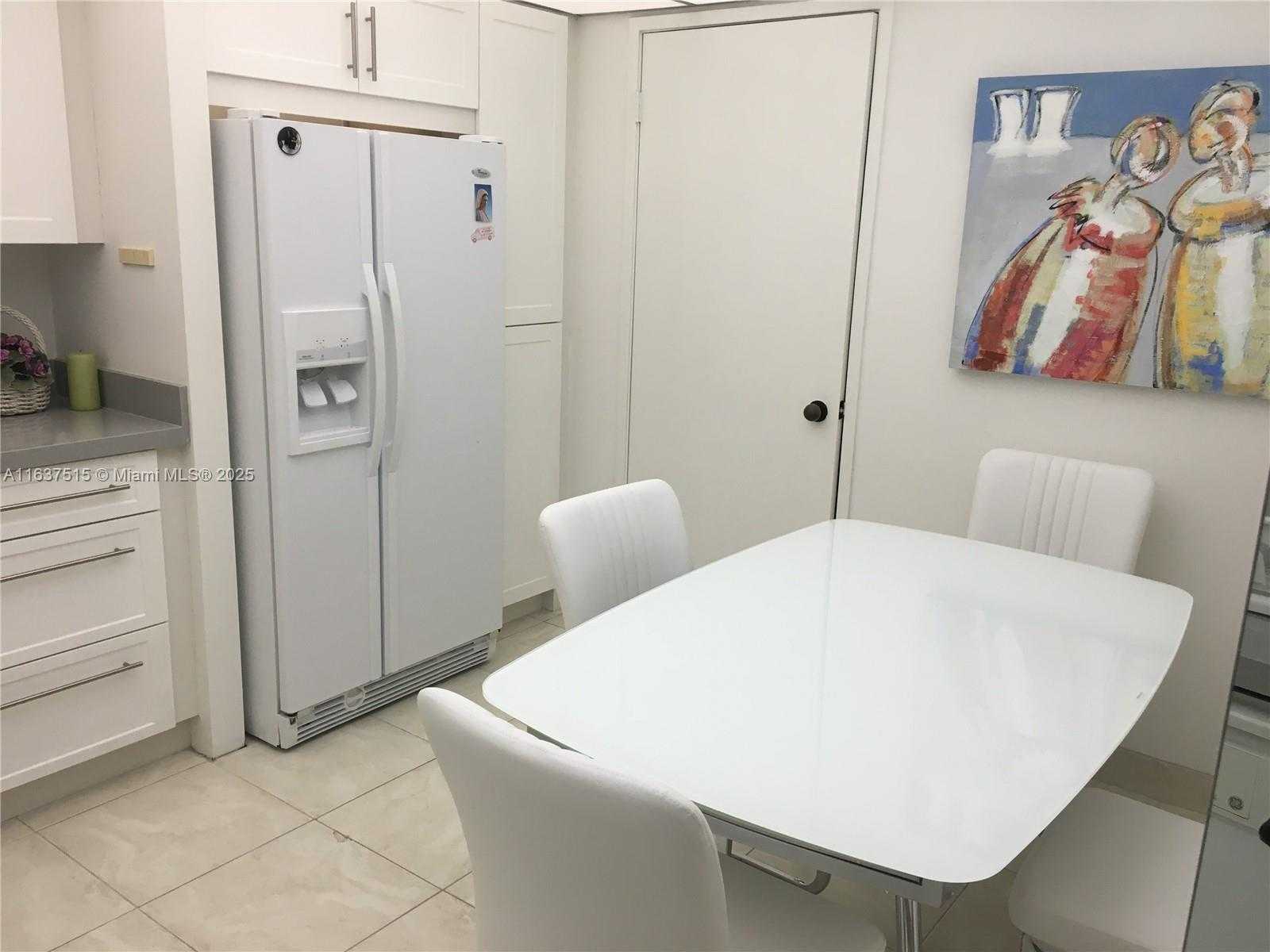 Small Image of 201 CRANDON BLVD #207, Key Biscayne Number 19
