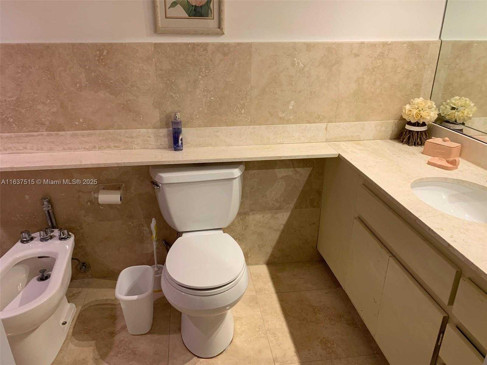 Small Image of 201 CRANDON BLVD #207, Key Biscayne Number 29
