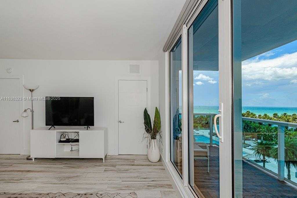 Small Image of 2301 COLLINS AVE #604, Miami Beach Number 10