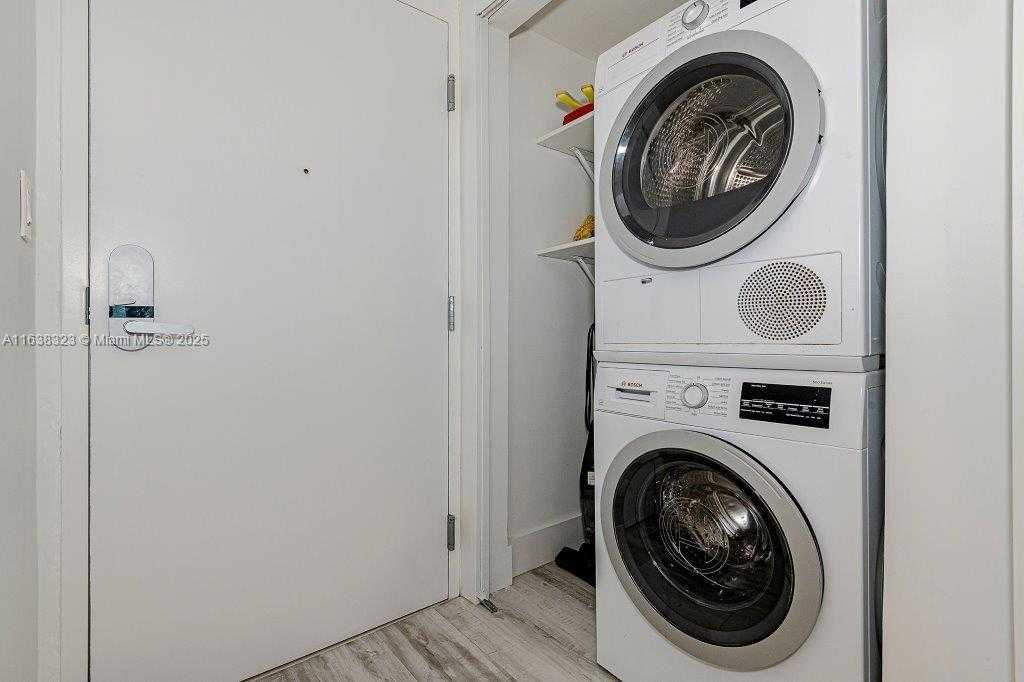 Small Image of 2301 COLLINS AVE #604, Miami Beach Number 17