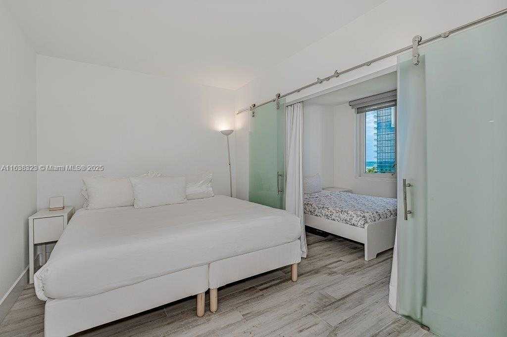 Small Image of 2301 COLLINS AVE #604, Miami Beach Number 20