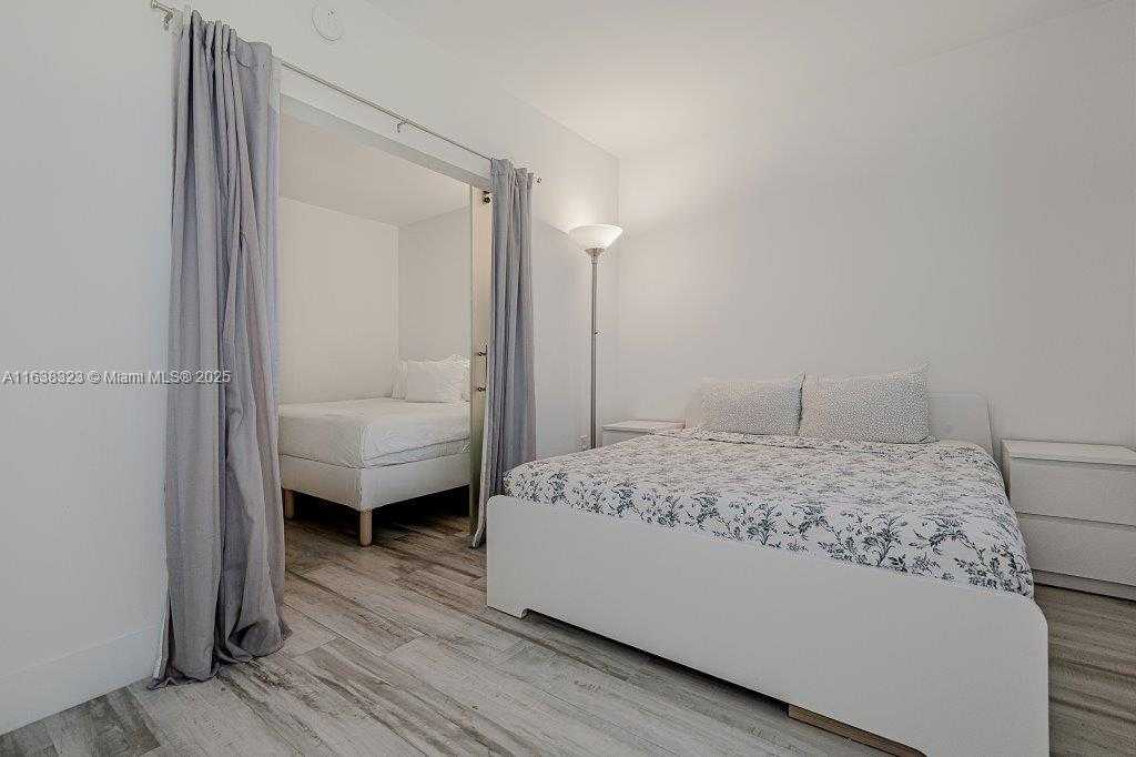Small Image of 2301 COLLINS AVE #604, Miami Beach Number 26