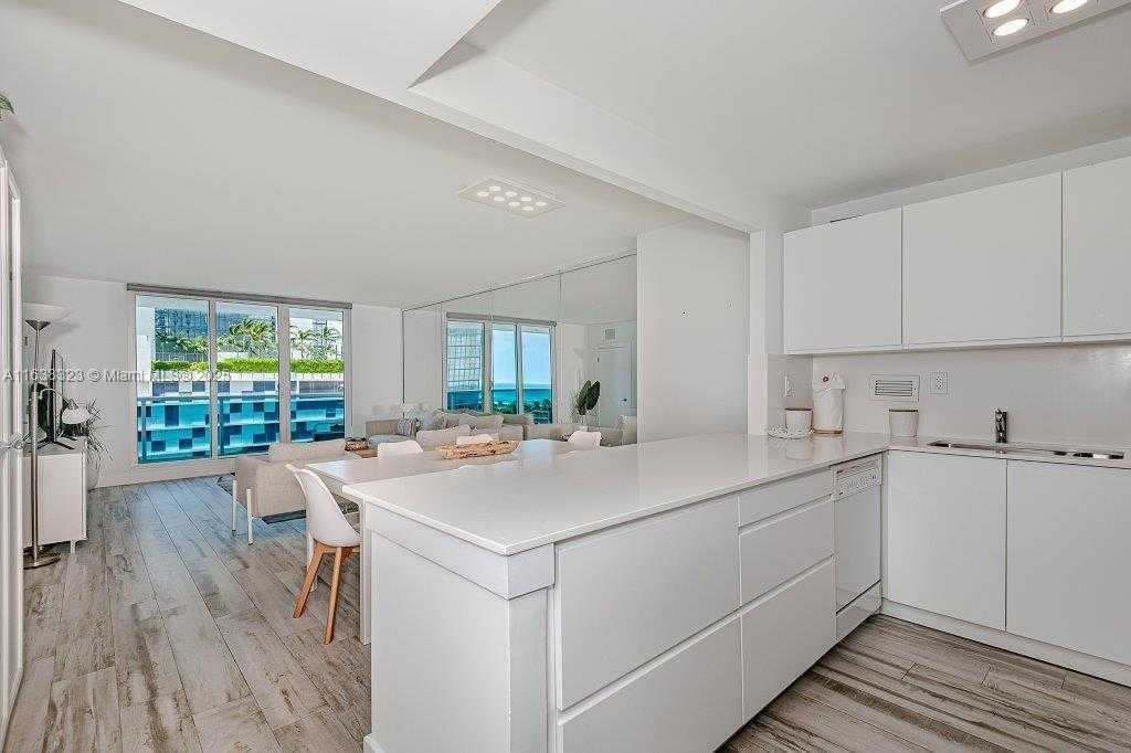 Small Image of 2301 COLLINS AVE #604, Miami Beach Number 3