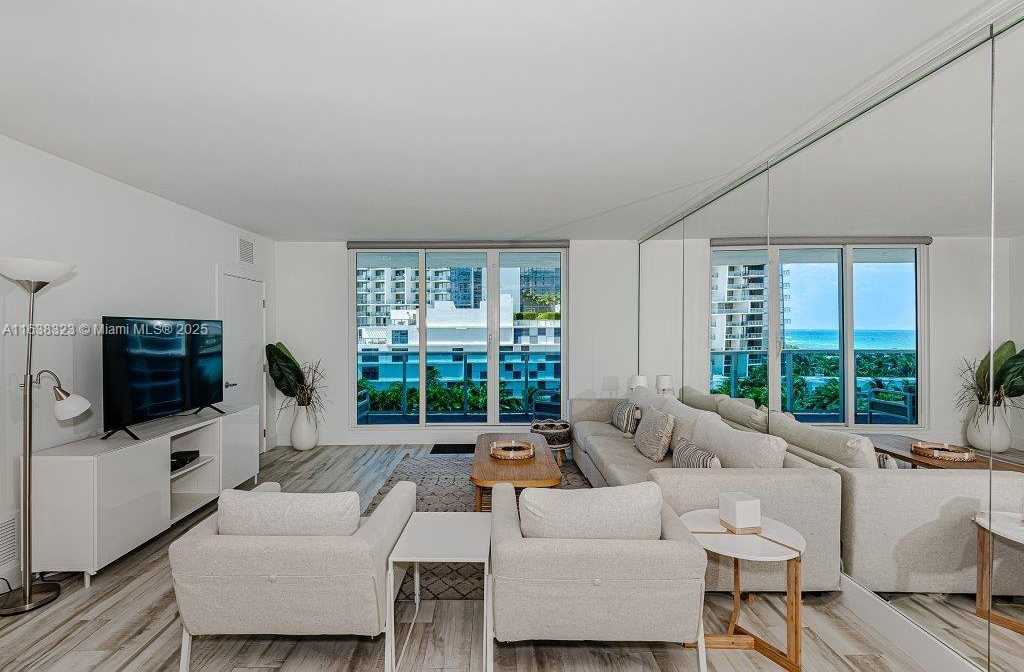 Small Image of 2301 COLLINS AVE #604, Miami Beach Number 7