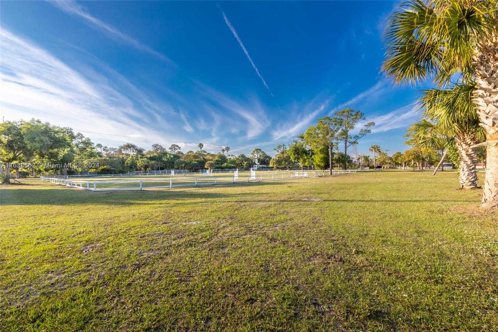 Small Image of 6227 GUN CLUB RD #1, West Palm Beach Number 3