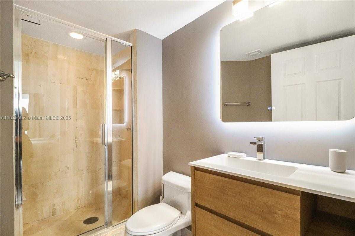 Small Image of 18671 COLLINS AVE #2404, Sunny Isles Beach Number 35