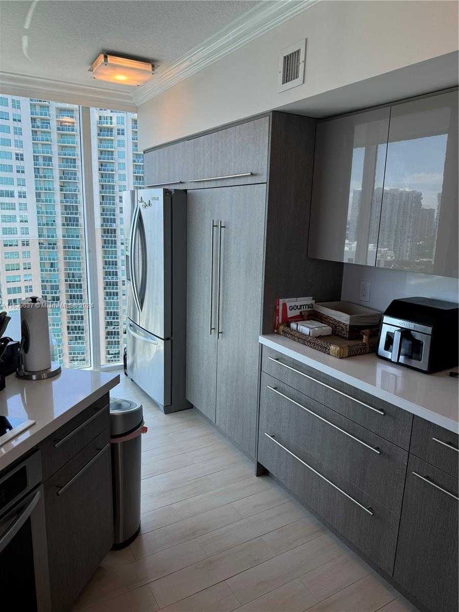 Small Image of 3370 HIDDEN BAY DR #2213, Aventura Number 10