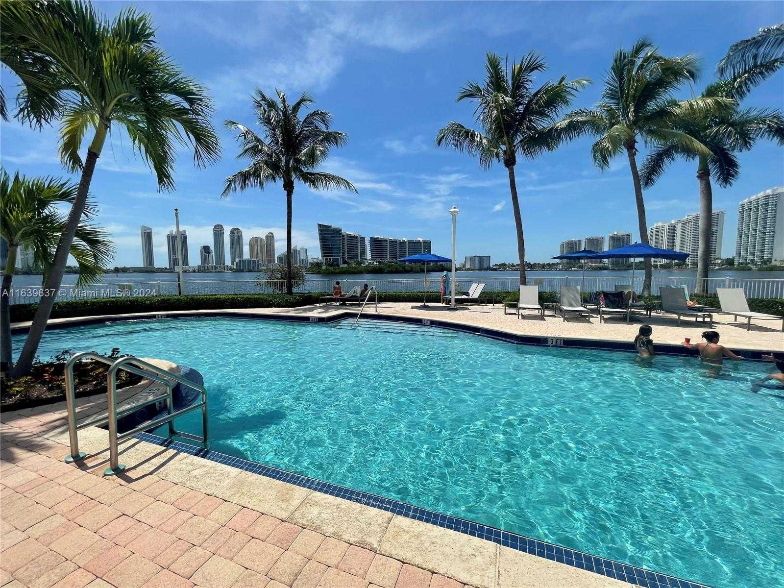 Small Image of 3370 HIDDEN BAY DR #2213, Aventura Number 16