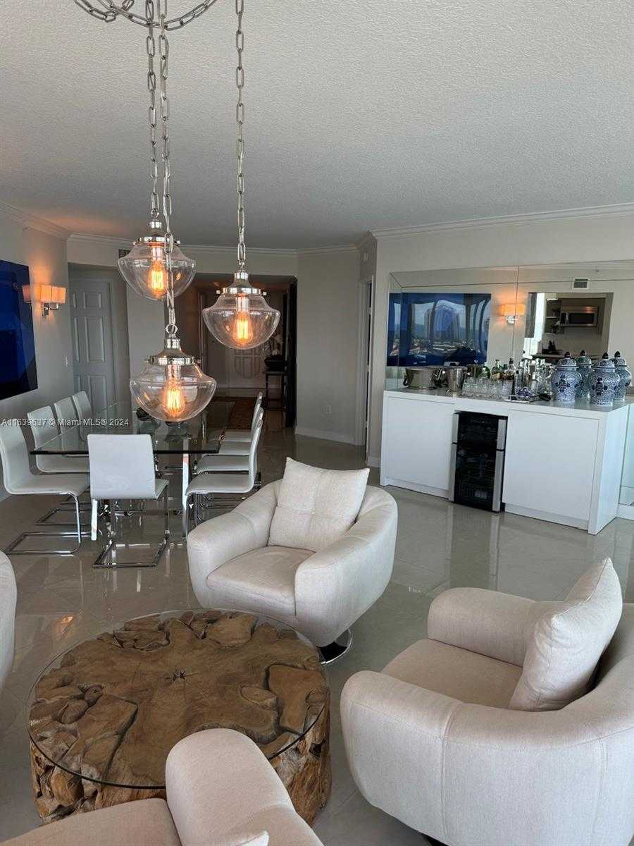Small Image of 3370 HIDDEN BAY DR #2213, Aventura Number 24