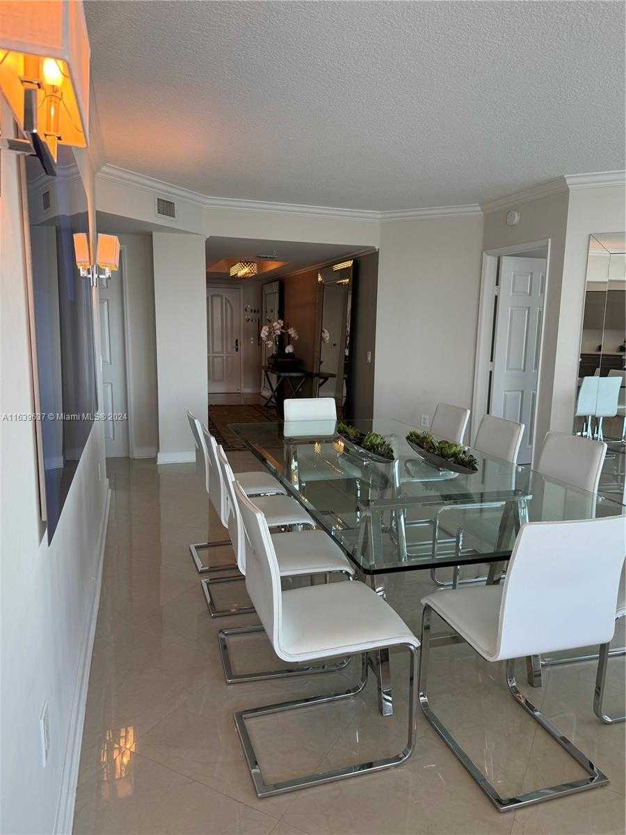 Small Image of 3370 HIDDEN BAY DR #2213, Aventura Number 7