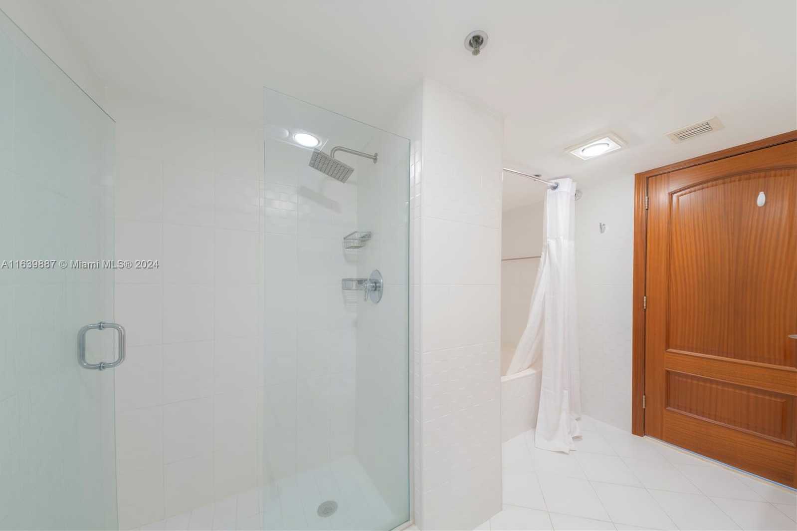 Small Image of 251 CRANDON BLVD #424, Key Biscayne Number 25